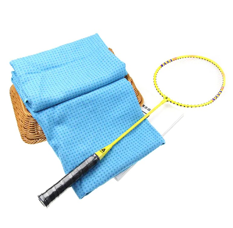 Waarom kan de niet-slip microvezel yogadoek ervoor zorgen dat anti-slip- en zweet-absorberende prestaties?
